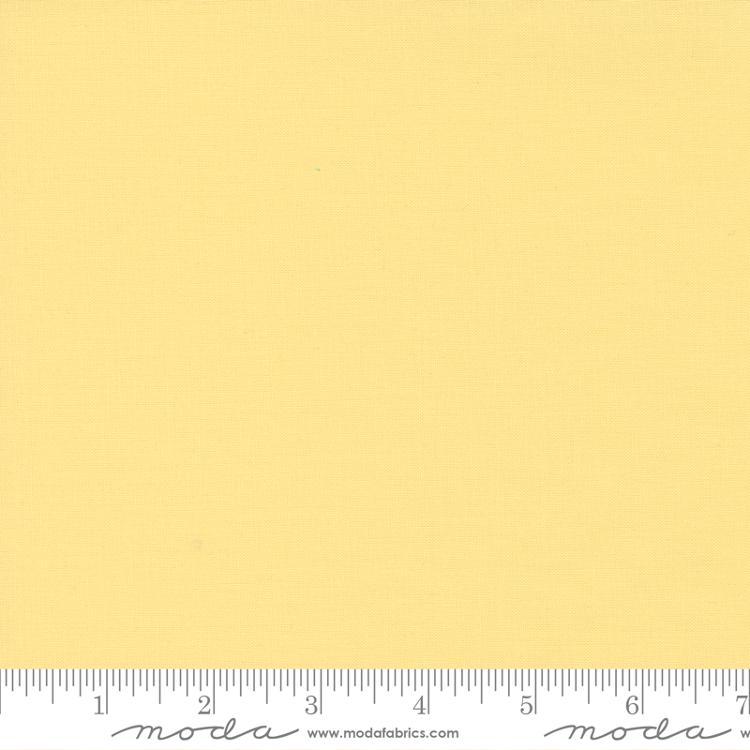 Bella Solids Canary 9900 272 Moda (31639)