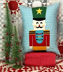 Tis the Season Pillow pattern (35458)