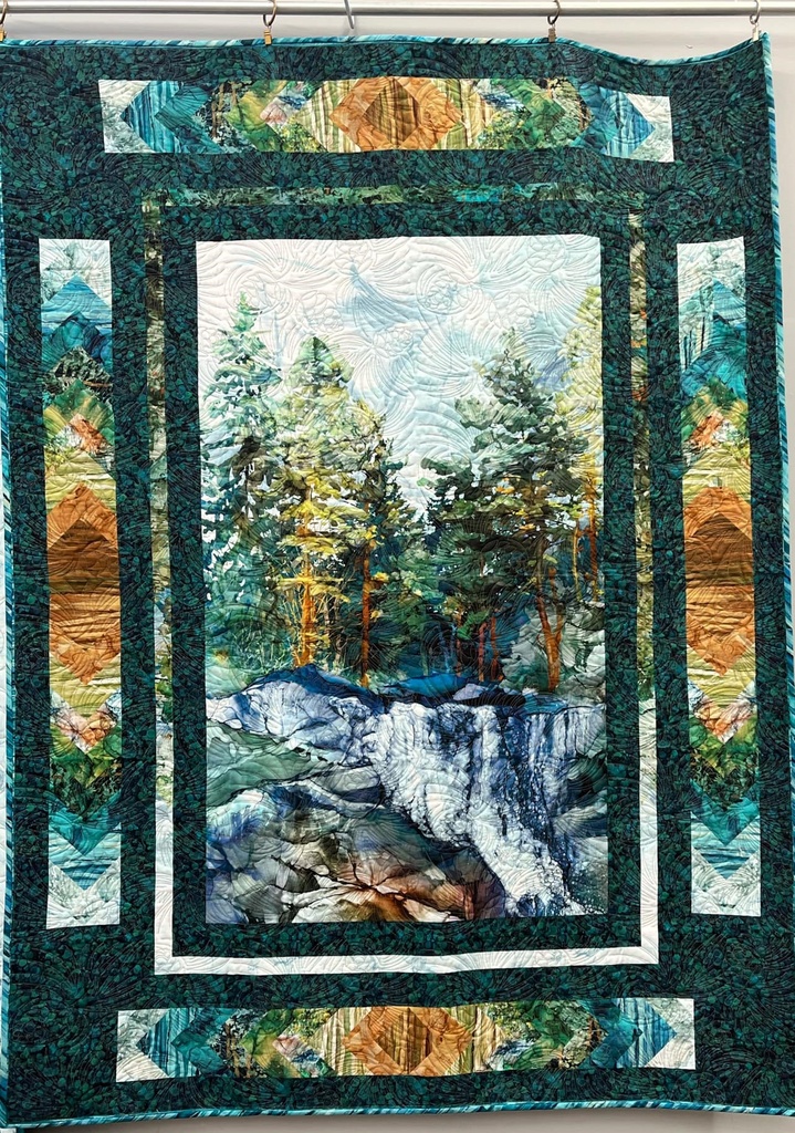 Viewpoint finished quilt 42 x 62 (35610)