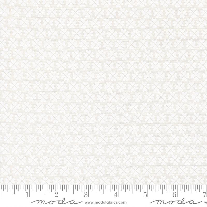 Lucky Feeling Lucky Cloud White 55703 21 by Sweetwater (36593)