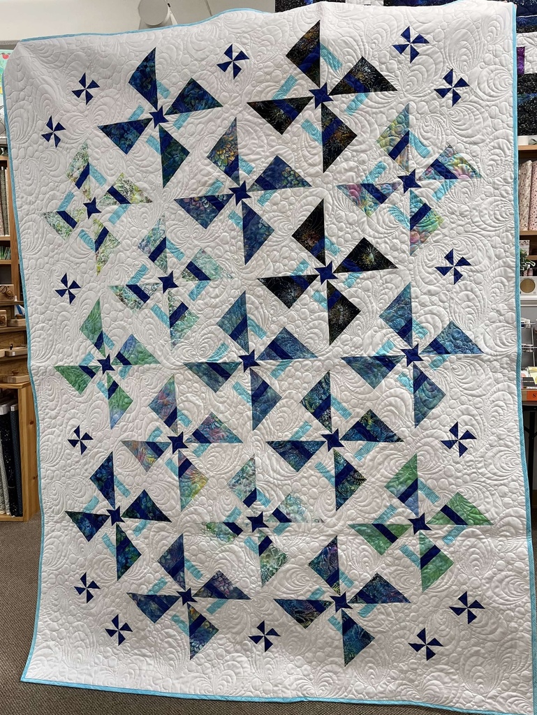 Spin Cycle Finished Quilt 65" x 85" (36648)