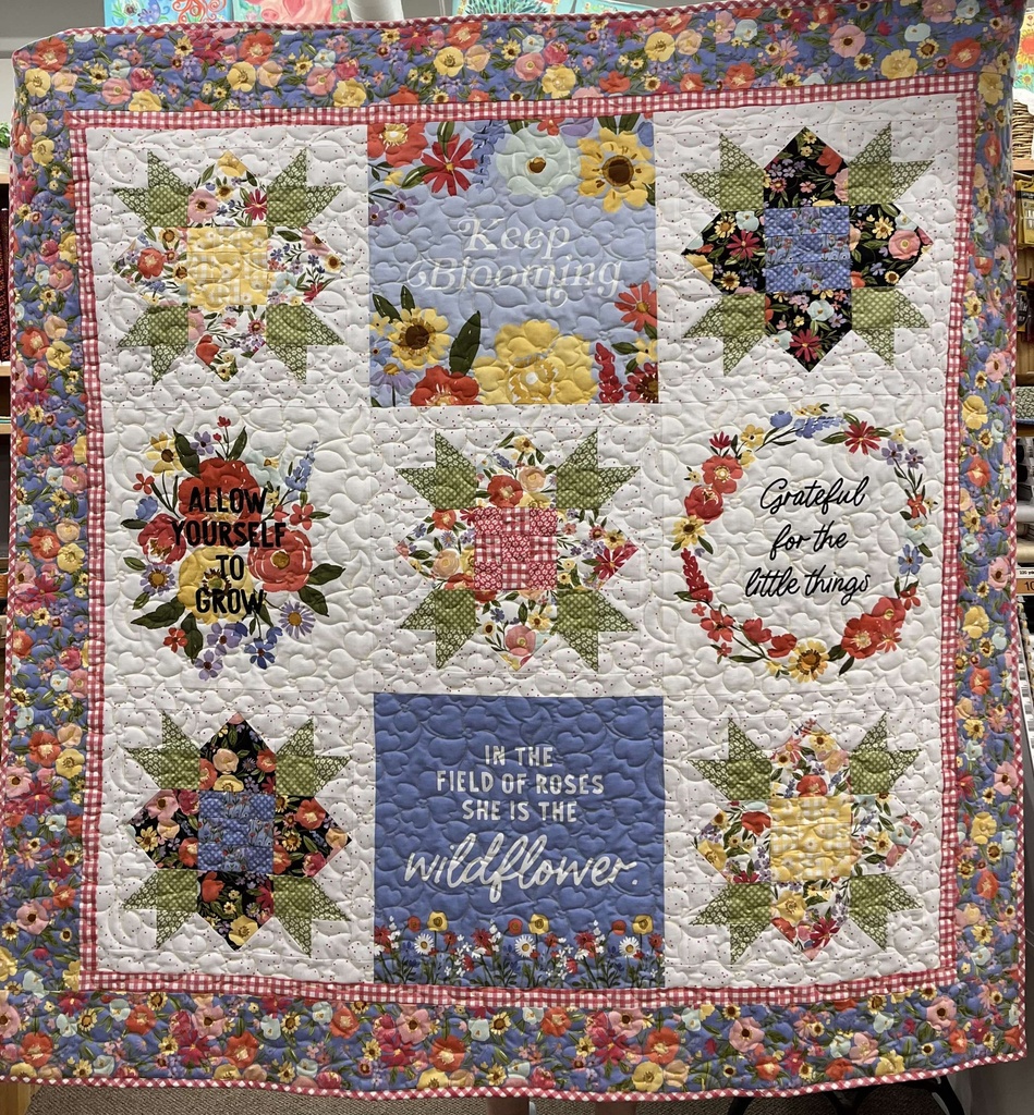 Keep Blooming Finished Quilt (36686)