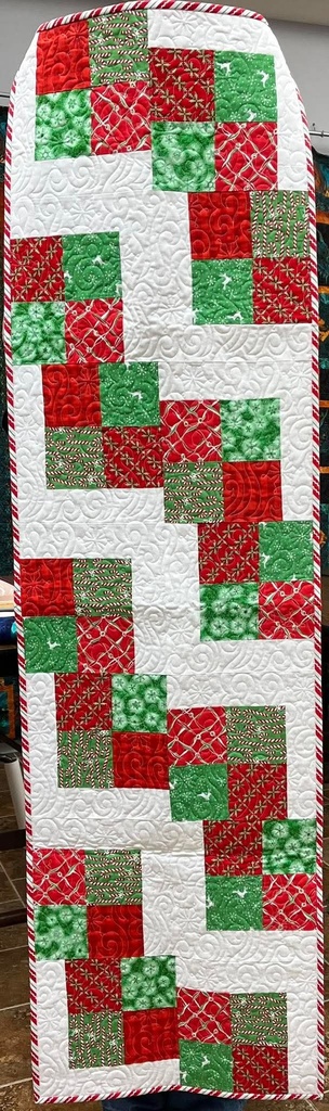 Snowberry Table Runner Finished Quilt 28 x 63 (36974)