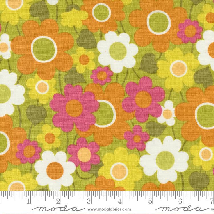Flower Power Chartreuse 33712 16 Moda #1 (31939)