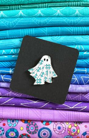 [33507] Sassafras Lane Enamel Pin - Quilt Ghost
