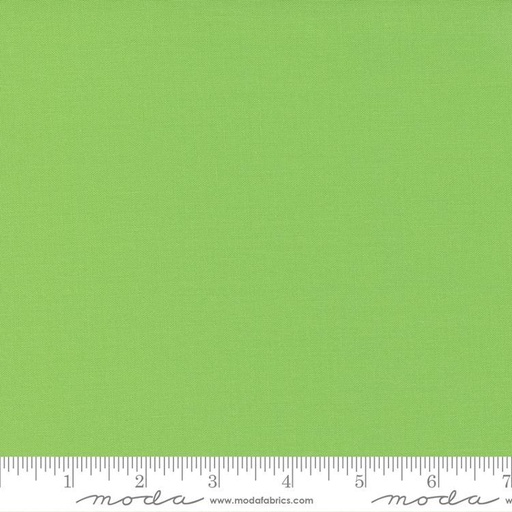 [31934] Bella Solids Lime 9900 75 Moda #1 (31934)