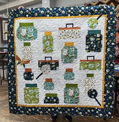 [36356] Looking At You finished Quilt 62 x 62 (36356)